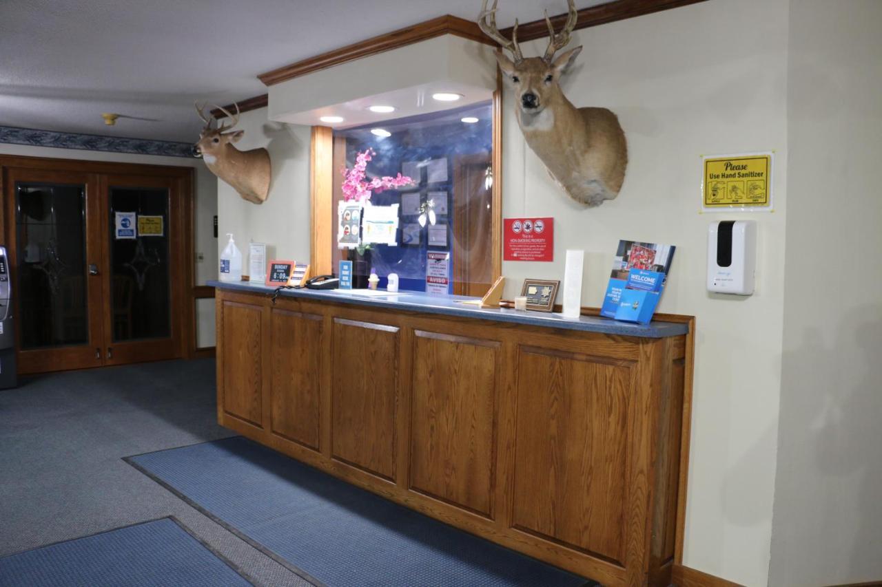 Amber Inn Le Mars Luaran gambar