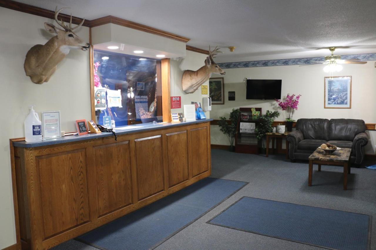 Amber Inn Le Mars Luaran gambar